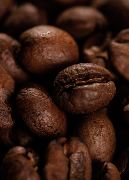 Arabica vs Robusta: Ghid Complet pentru Cafea Boabe